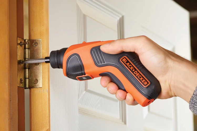Zastosowanie wkrętaka akumulatorowego CS3651LCA35 3,6V 1/4 1.5Ah Black Decker