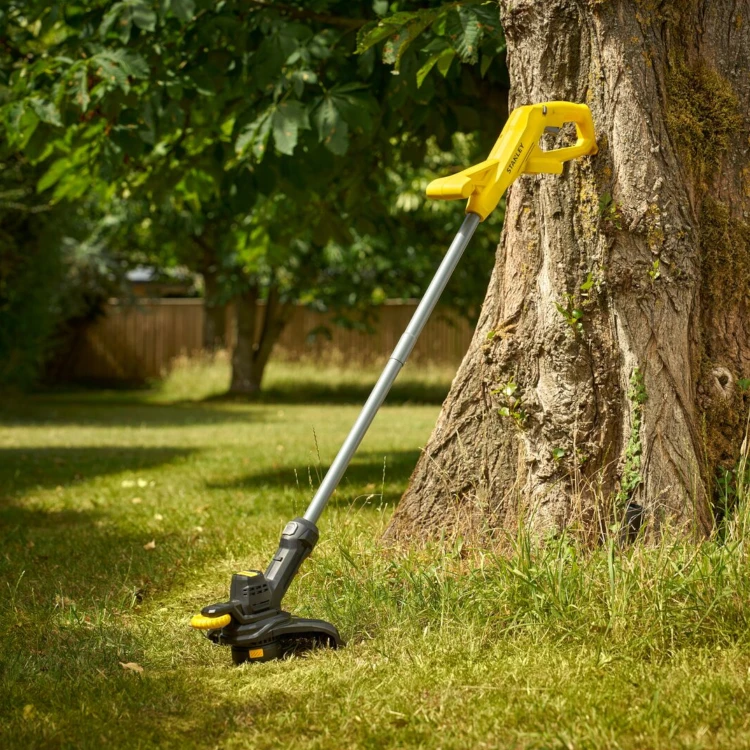 Zdjęcie podglądowe podkaszarki żyłkowej Stanley Fatmax SFMCST925M1 18V Aku 2Ah Ład