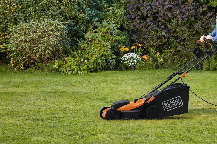 zastosowanie Kosiarki Black Decker BEMWP400