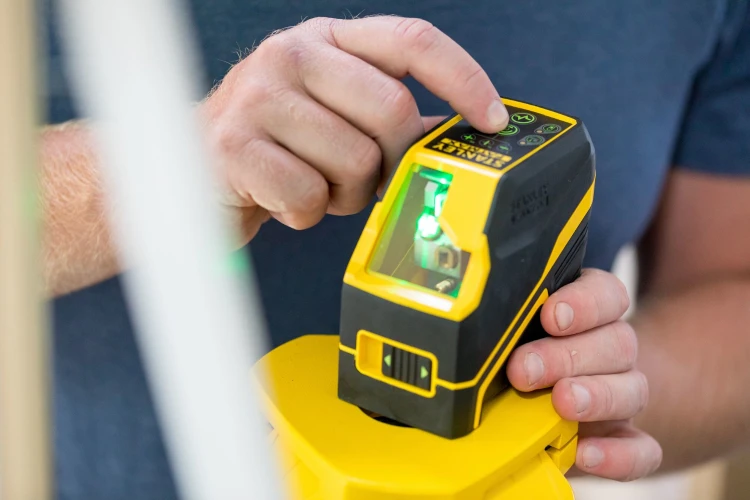 Zastosowanie STANLEY FatMax Lasera krzyżowego zielonego FCL-G FMHT77586-1