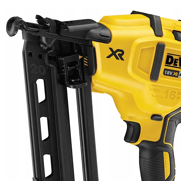 DeWALT Gwoździarka akumulatorowa 18V body DCN660N