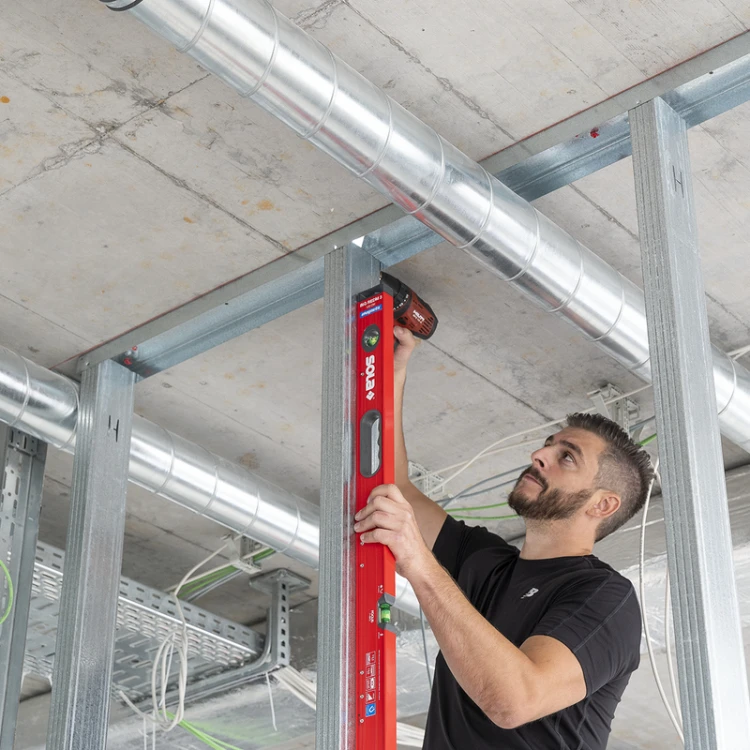 Zastosowanie poziomicy magnetycznej BIG REDM 3 120 cm
