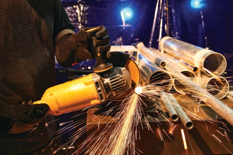 Szlifierka kątowa Dewalt DWE496 zastosowanie