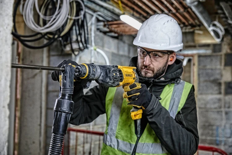 Młotowiertarka Dewalt D25134 zastosowanie