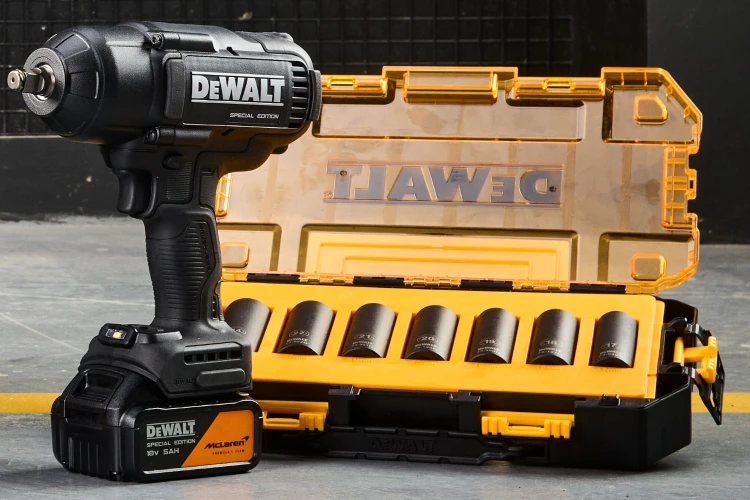 Zestaw nasadek udarowych głębokich 1/2" 7szt. McLaren DeWalt DT70905 Zastosowanie
