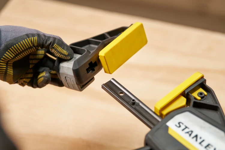 STANLEY Fatmax Ścisk automatyczny 300mm 272kg rozpierak FMHT83279-0 Zastosowanie