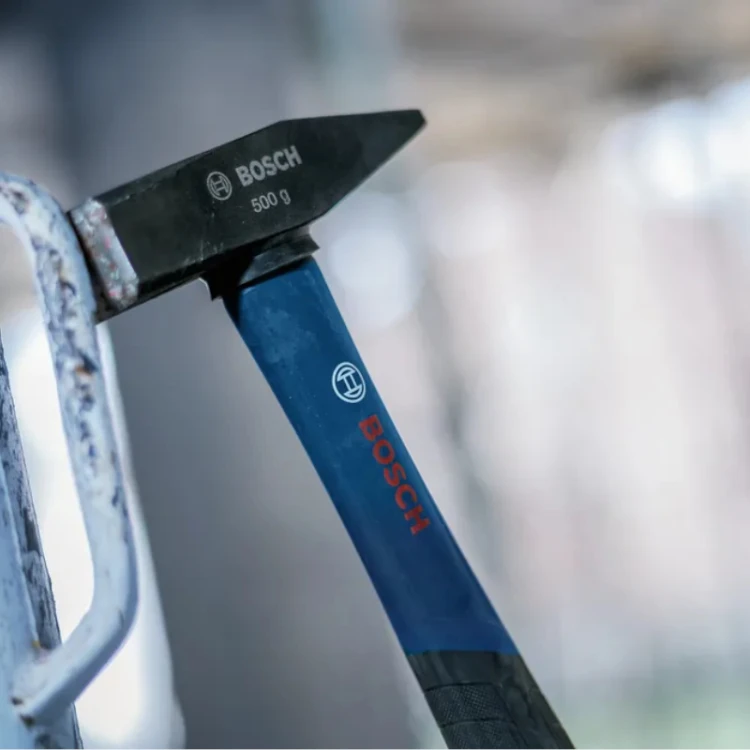 Zastosowanie młotka ślusarskiego BOSCH 300g stal węglowa
