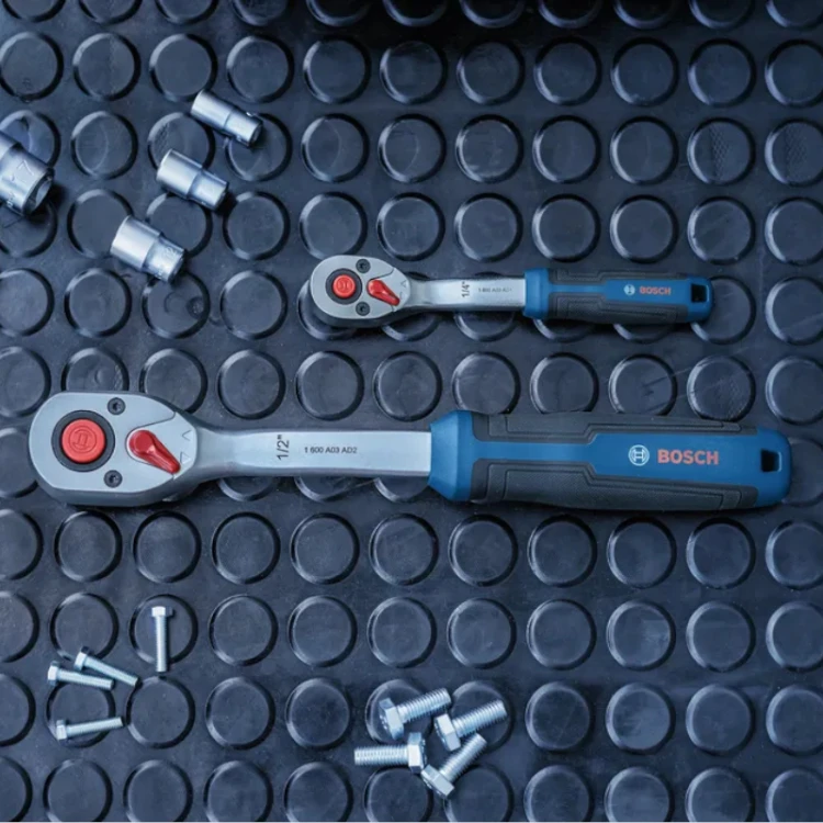 Zastosowanie klucza grzechotki 1/4" BOSCH Professional 72 zęby 5° CrV 93Nm