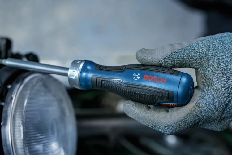 Wkrętak z grzechotką + 12 bitów Bosch PRO 1600A039PK Zastosowanie w warsztacie