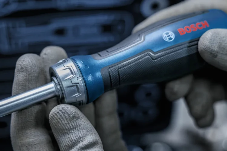Wkrętak z grzechotką + 12 bitów Bosch PRO 1600A039PK Zastosowanie