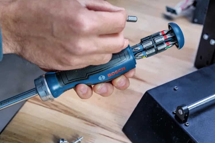 Wkrętak z grzechotką + 12 bitów Bosch 1600A039PK Zastosowanie