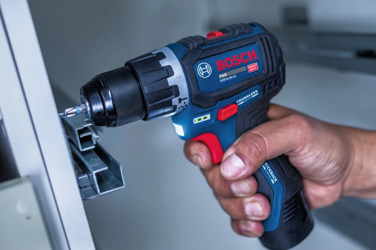Wiertarko wkrętarka z udarem Bosch GSB12V-32 - zastosowanie