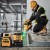 Zastosowanie lasera wieloliniowego 3x360 zielonego 18V DeWALT