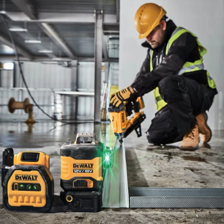 Zastosowanie lasera wieloliniowego 3x360 zielonego 18V DeWALT