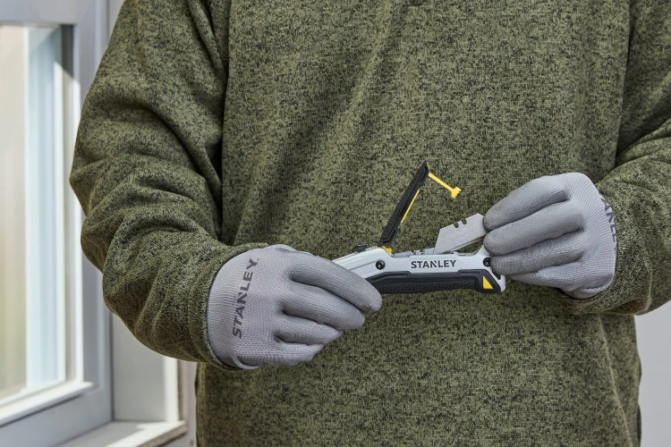 Nóż uniwersalny wysuwany STANLEY FATMAX FMHT10722-0 Zastosowanie