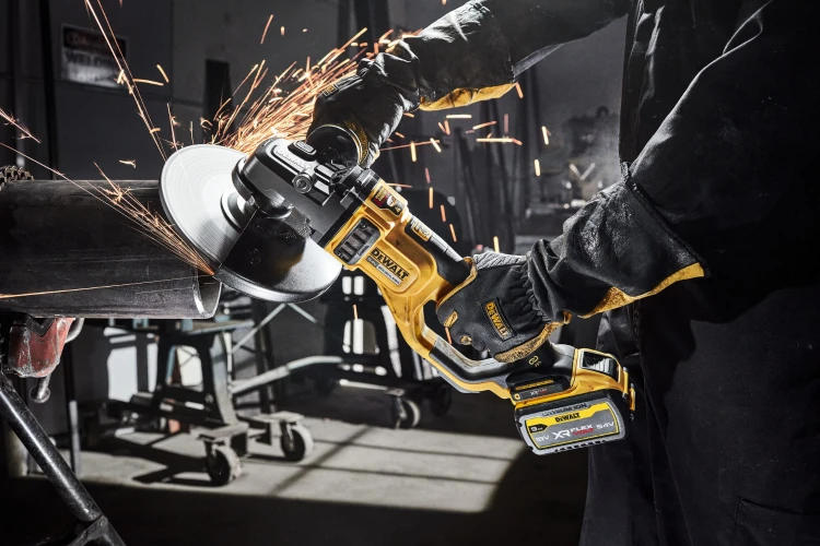 Szlifierka kątowa bezszczotkowa 54V XR FlexVolt 230mm DEWALT DCG460N BODY Zastosowanie