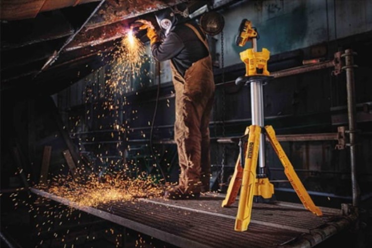 DEWALT DCL079 Lampa budowlana LED  - Zastosowanie