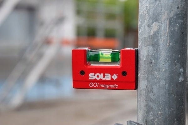 SOLA GO! MAGNETIC CLIP poziomica kompaktowa z magnesem