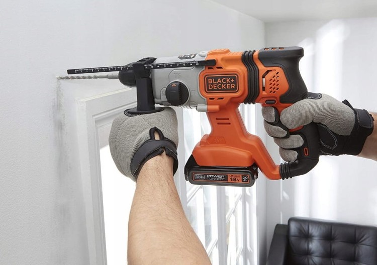 BLACK DECKER BCD900B Młotowiertarka
