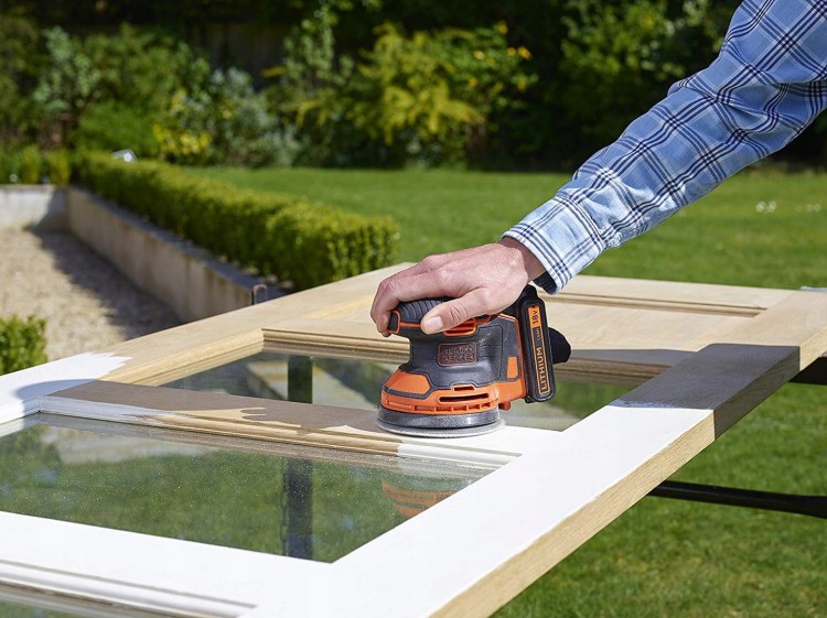 BLACK DECKER BDCROS18N