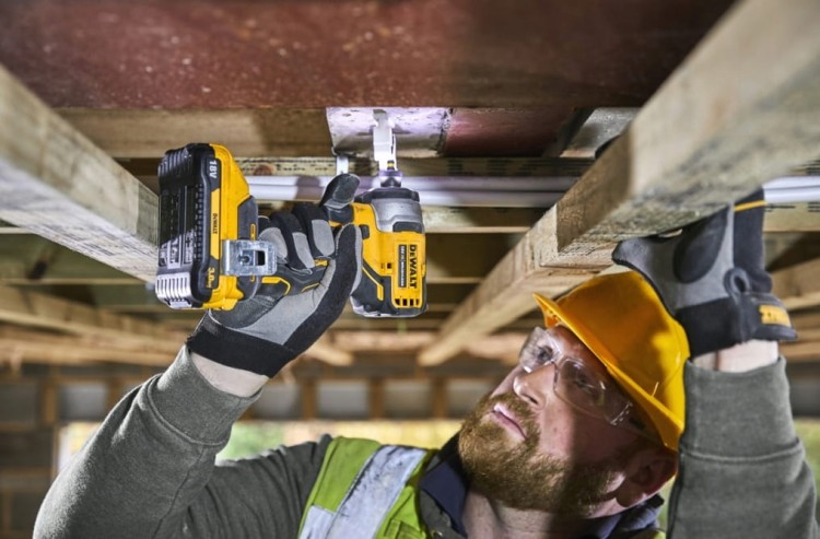 DEWALT DCF809D2T