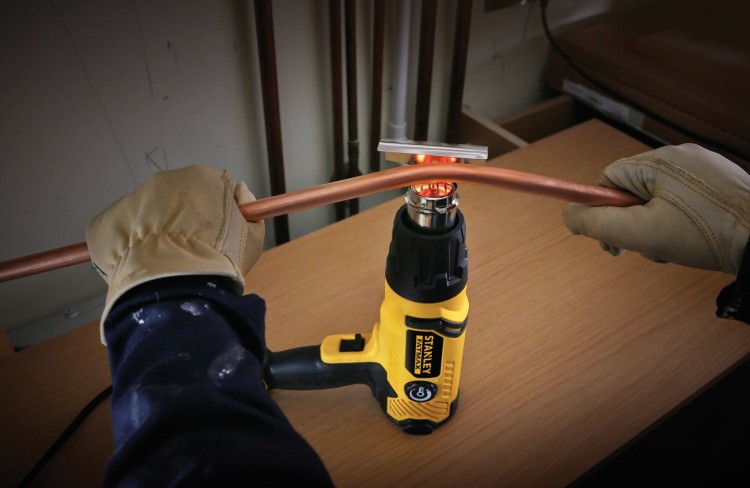 STANLEY FATMAX FME670K Opalarka 2000W 2 biegi