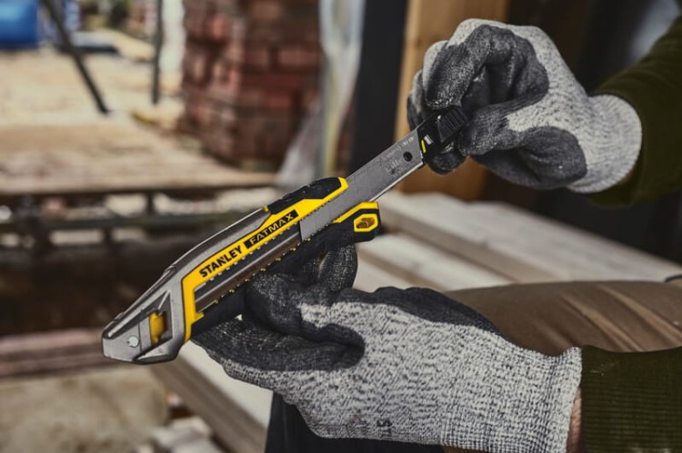 STANLEY FMHT10594 Nóż z blokadą suwakową