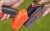 zastosowanie nożyc do trawy akumulatorowych  BLACK DECKER BCSS18B