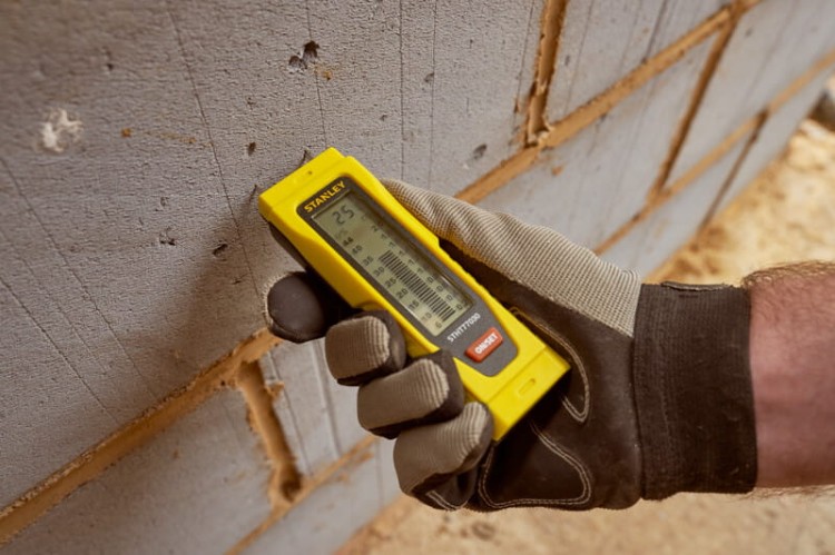 STANLEY 77-030 Miernik wilgoci + etui