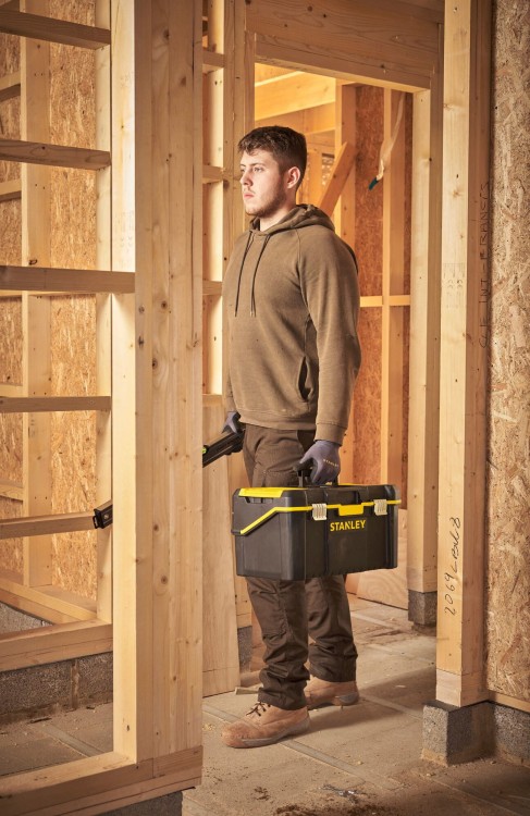 Skrzynka ESSENTIAL CANTILEVER TOOLBOX