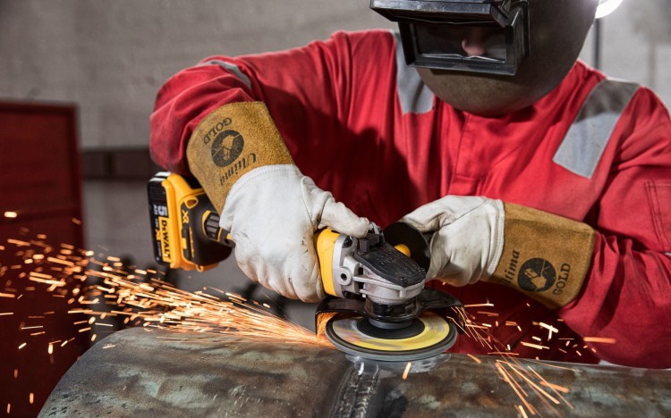 zastosowanie szlifierki kątowej DEWALT DCG405