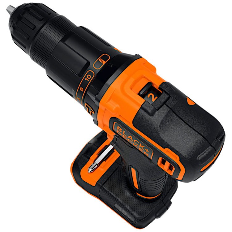 Wiertarko-wkrętarka BLACK DECKER BCD700N