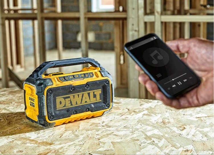 DEWALT Radio budowlane akumulatorowe XR 12/14,4/18V