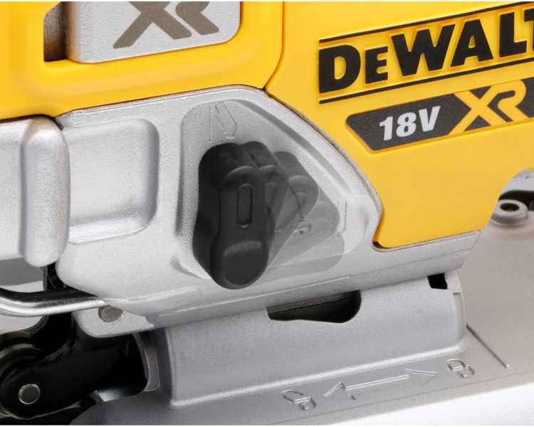DEWALT DCS334NT Wyrzynarka akumulatorowa 18V do metalu
