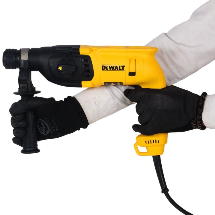 DeWalt D25033K młotowiertarka sieciowa