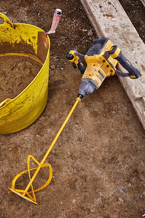 Zastosowanie DEWALT DCD240X2