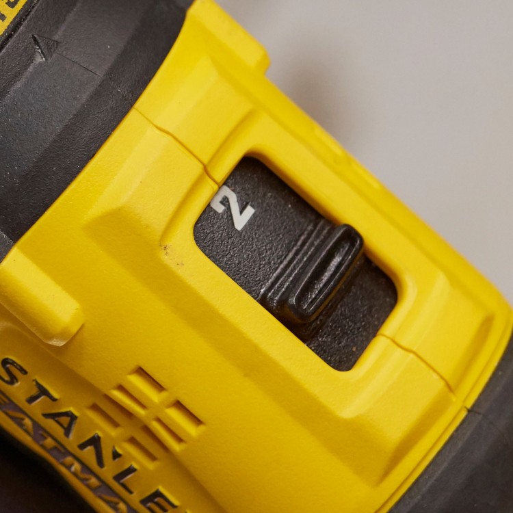 SFMCD710C2K  STANLEY