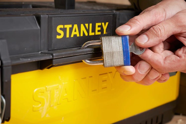 Zastosowanie skrzyni narzędziowej STANLEY 1-95-612