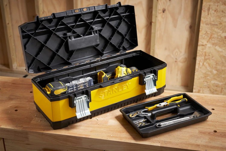 Zastosowanie skrzyni narzędziowej STANLEY 1-95-612