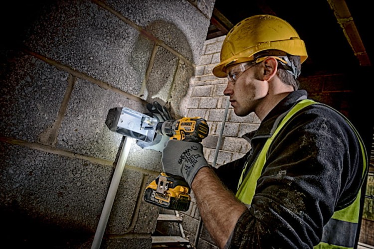 Wkrętarka DCD796 - Zastosowanie