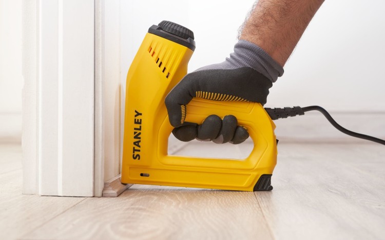 STANLEY TRE550 Elektryczna gwoździarka