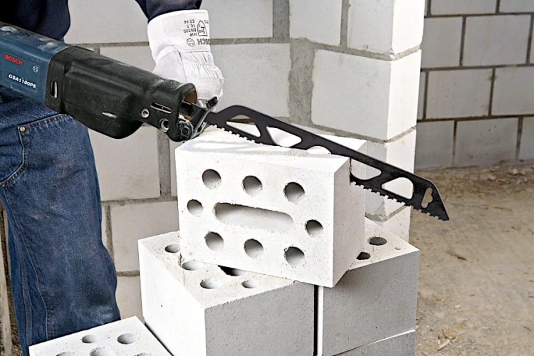 BOSCH Brzeszczot do piły szablastej S 1543 HM Endurance for Brick 240mm zastosowanie