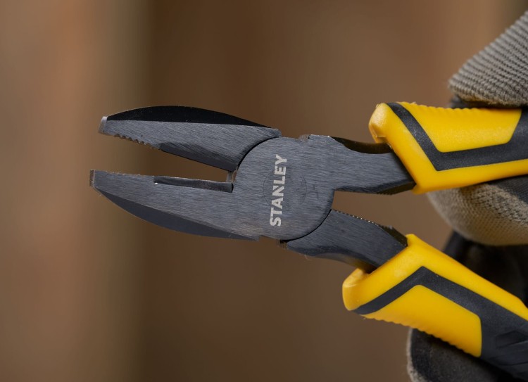 Szczypce uniwersalne CONTROL-GRIP