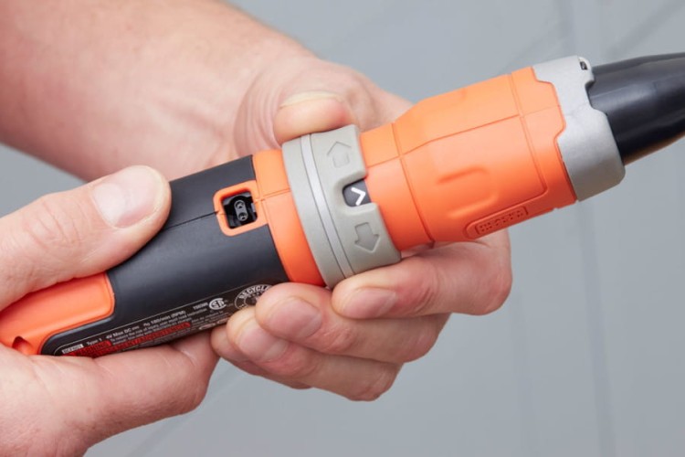 BLACK DECKER BCF603C Wkrętak akumulatorowy 3,6V + bity - Zastosowanie