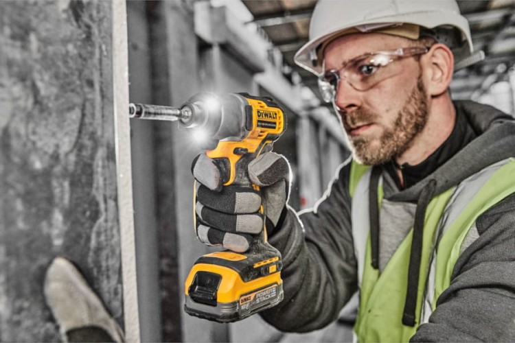 Zastosowanie DEWALT DCF840E1T