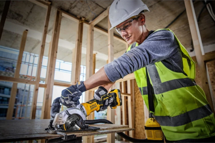 Zastosowanie DEWALT DCS571E1T