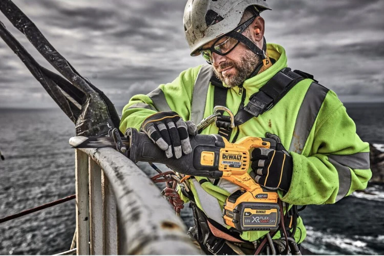 DEWALT DT99553 Zestaw brzeszczotów 5szt 152mm
