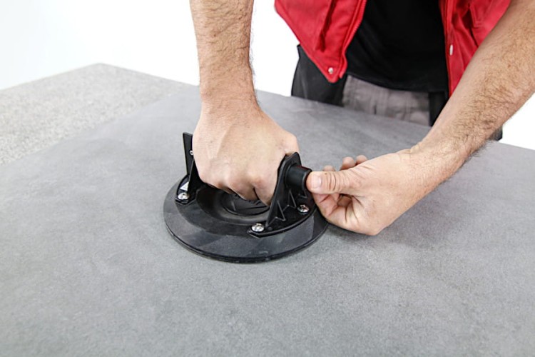 RUBI 18919 Przyssawka z pompką do płytek 110kg 2szt. - Zastosowanie