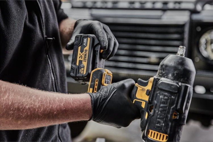 Zastosowanie DEWALT DCF900P2G