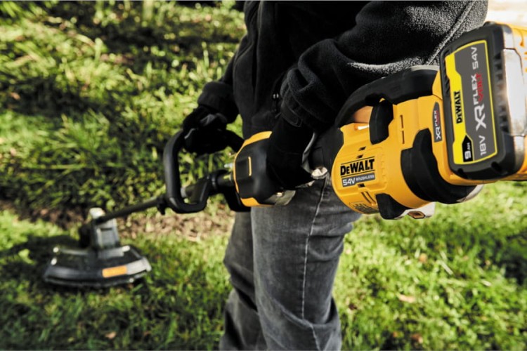 Zastosowanie DCMAS5713X1 DEWALT